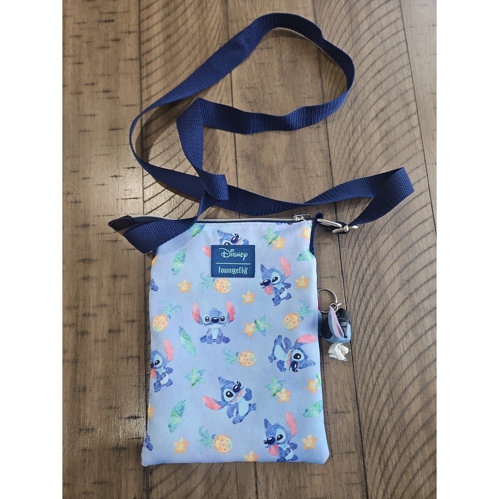 Disney Loungefly Bag Lilo & Stitch Blue Floral Crossbody Passport Zip Charm - Picture 4 of 11